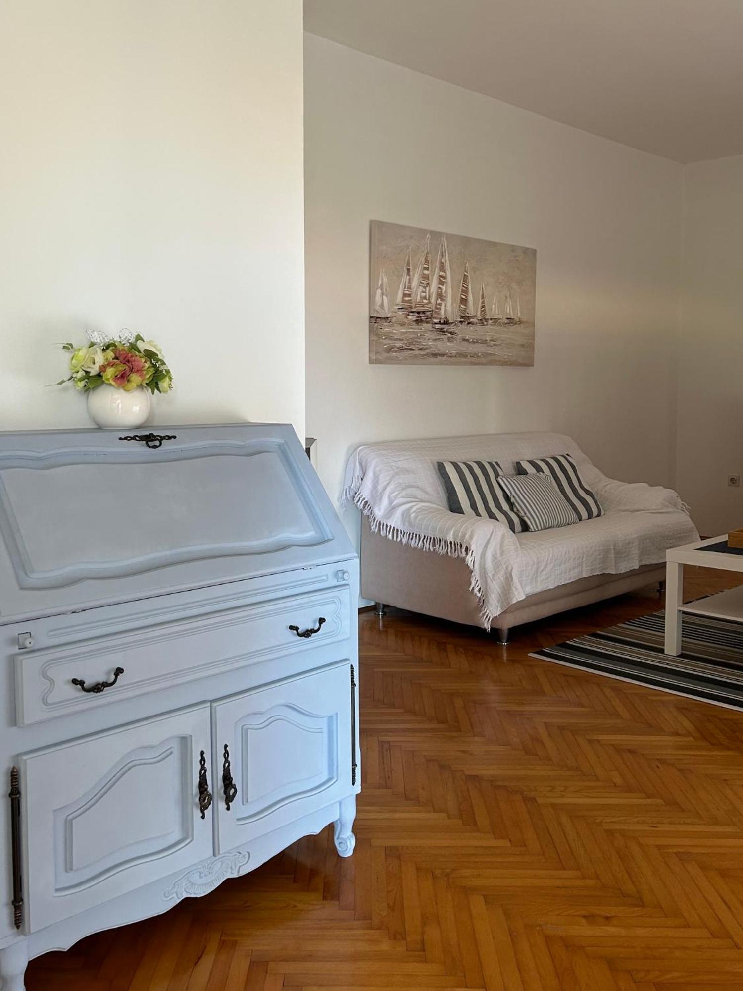 Holiday Home Villa Emma Debeljak Bagian luar foto