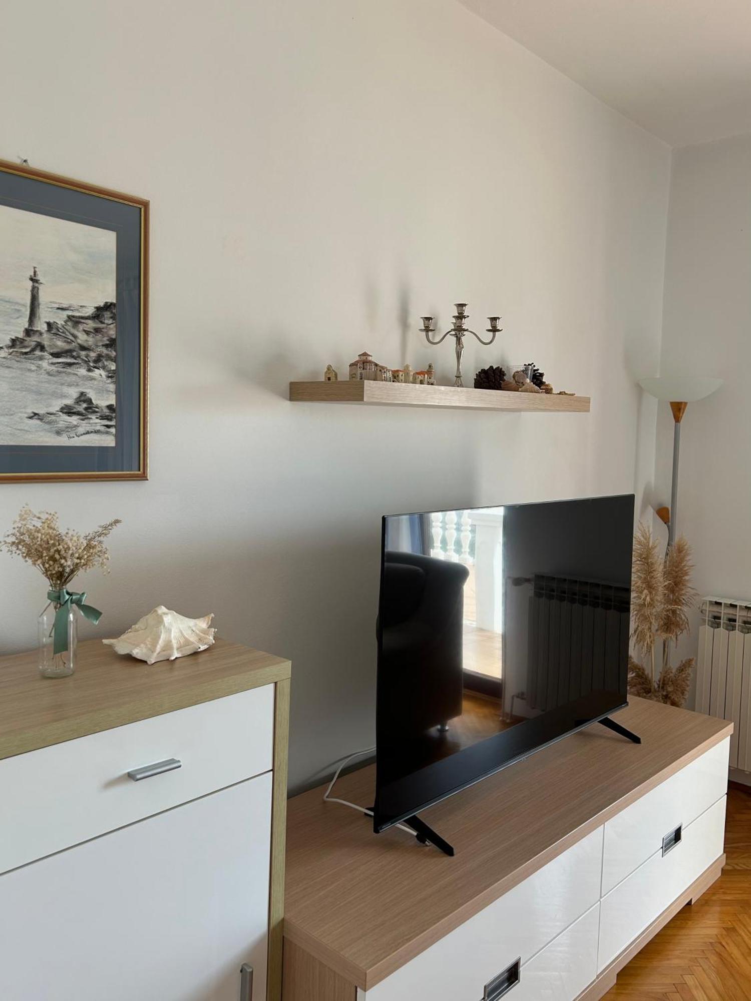 Holiday Home Villa Emma Debeljak Bagian luar foto
