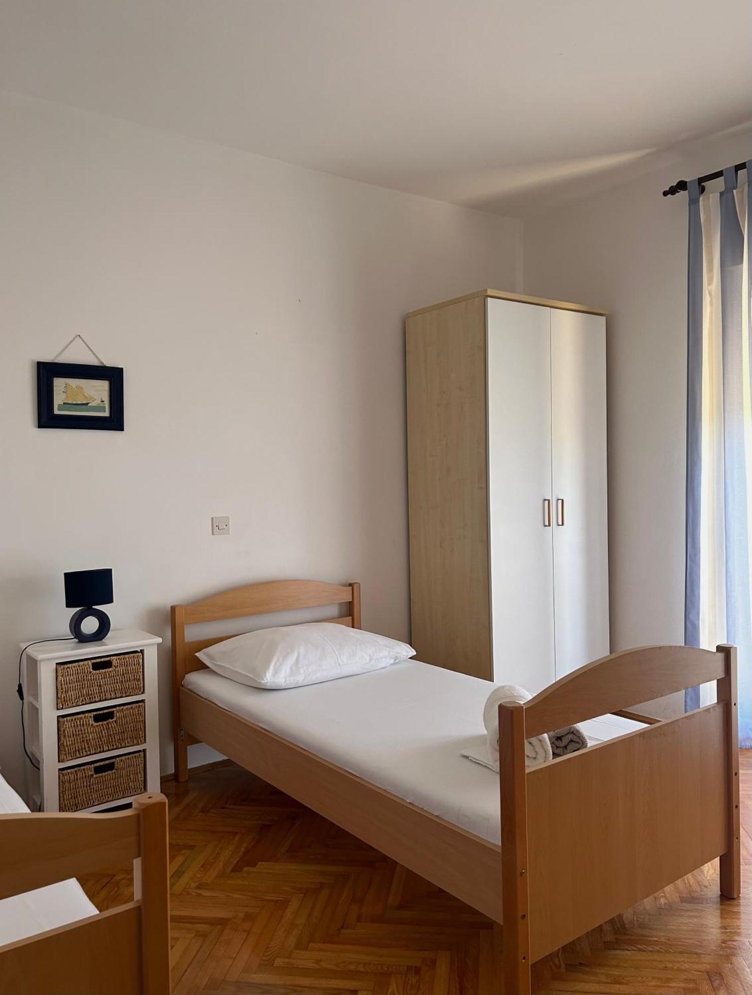 Holiday Home Villa Emma Debeljak Bagian luar foto
