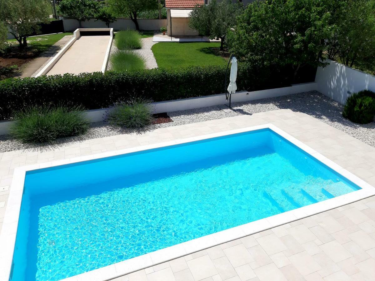 Holiday Home Villa Emma Debeljak Bagian luar foto
